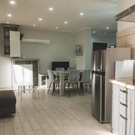 Arche And Reggio Calabria